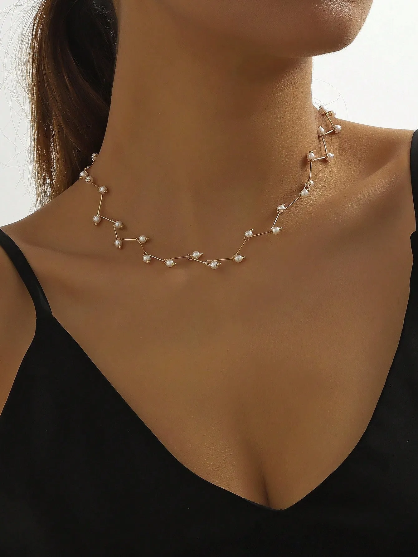 1pc Fashionable Zinc Alloy Faux Pearl Decor Necklace For Women For Daily Decoration