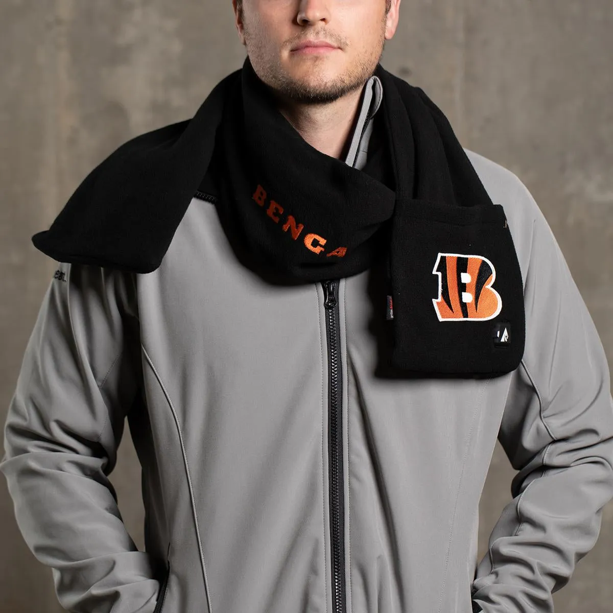 ActionHeat Cincinnati Bengals 5V Battery Heated Scarf