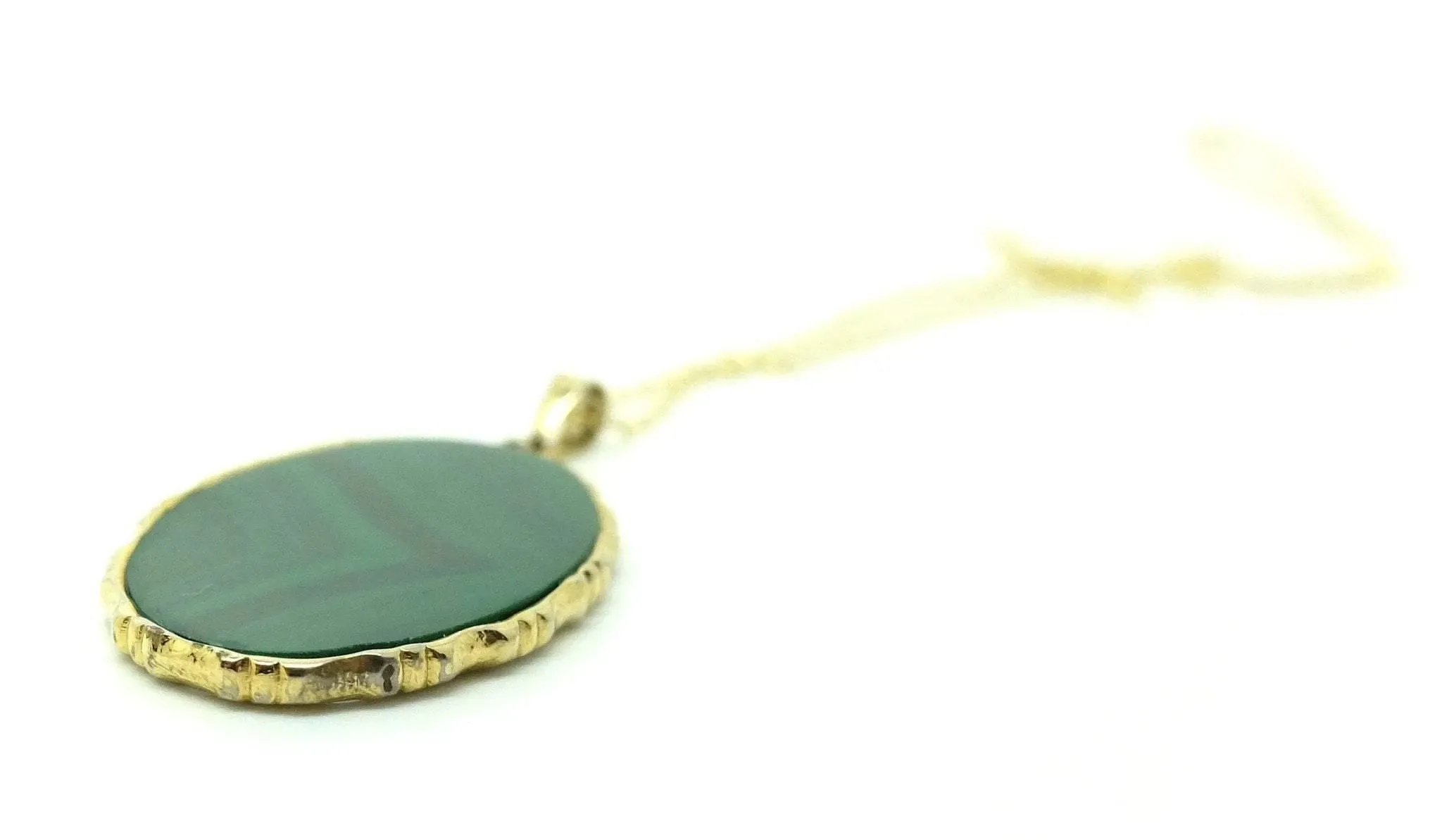 Antique Victorian (1837-1901) Scottish Moss Agate Slice Pendant Necklace