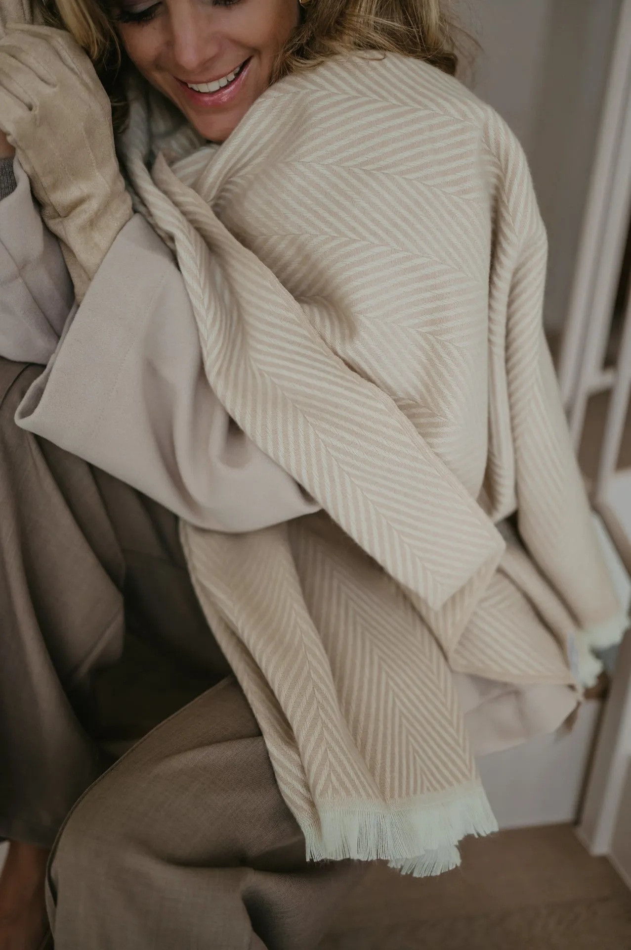 Capitali scarf I Beige