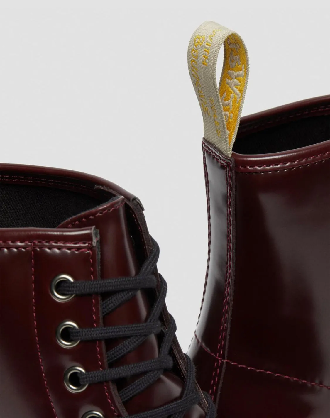 Dr.Martens Vegan 1460 Cherry Red Oxford  Rub Off 23756600