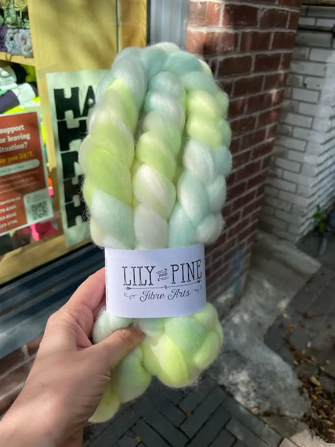 Lily & Pine Handdyed Roving