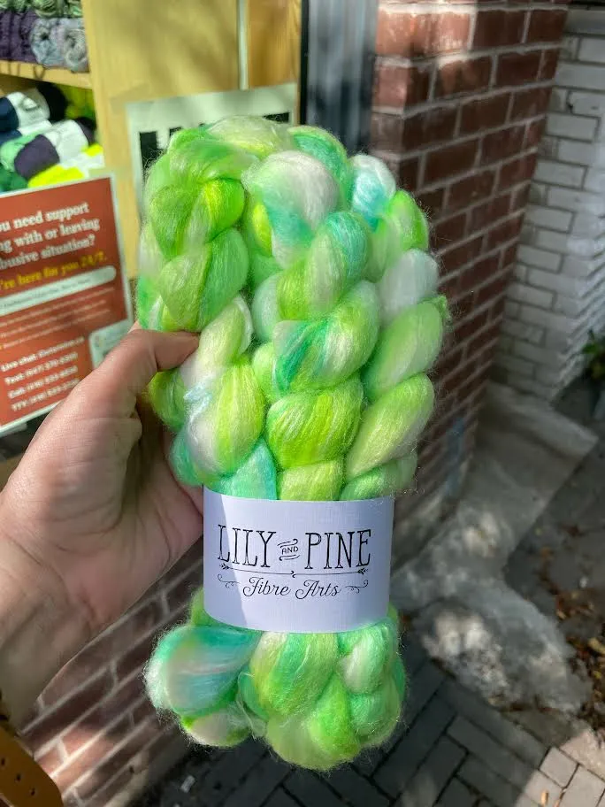 Lily & Pine Handdyed Roving