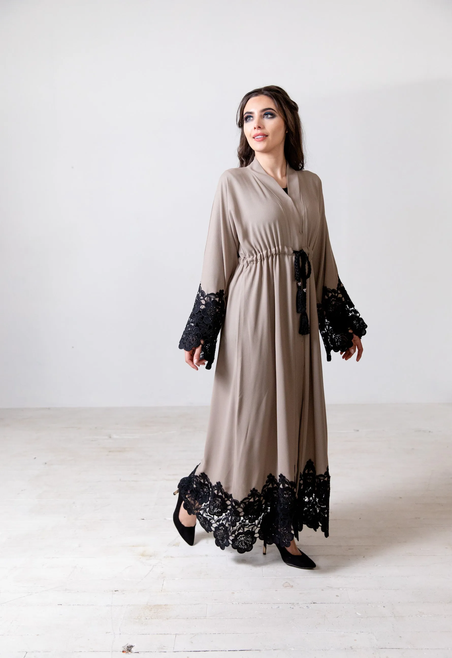 Muna Beige Abaya