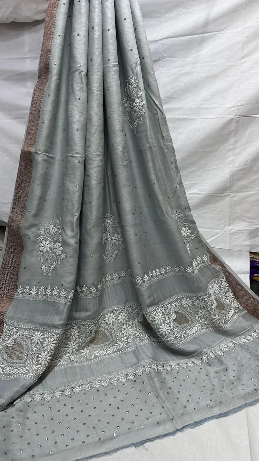 SOFT PURE MOONGA SILK, CHIKAN HAND EMBROIDERED SAREE
