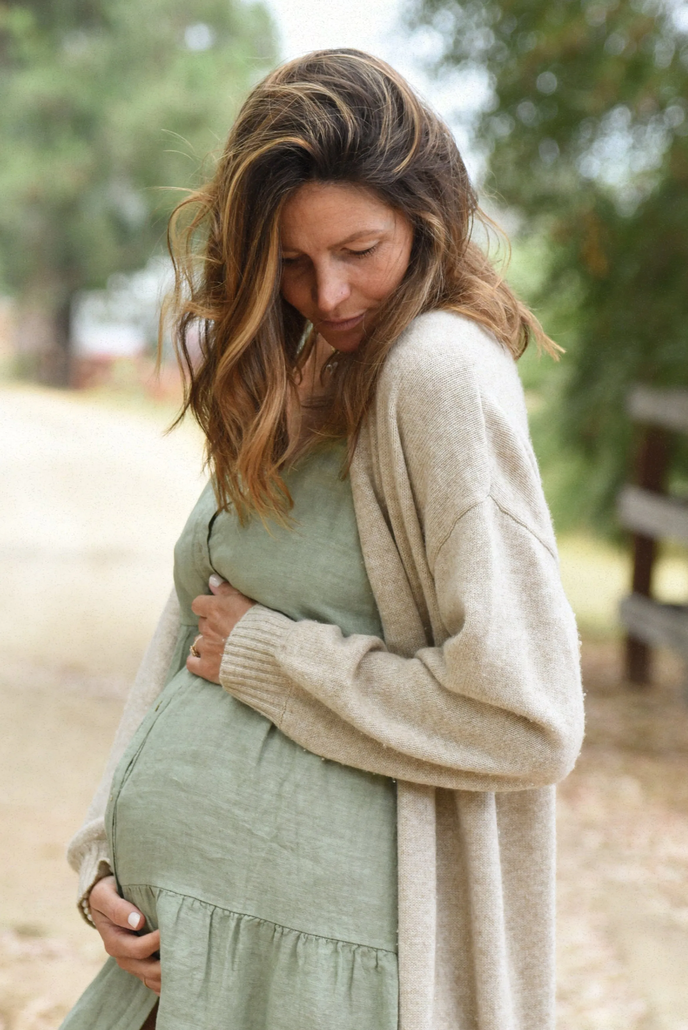 The Cashmere Marlow Long Cardigan // Moon