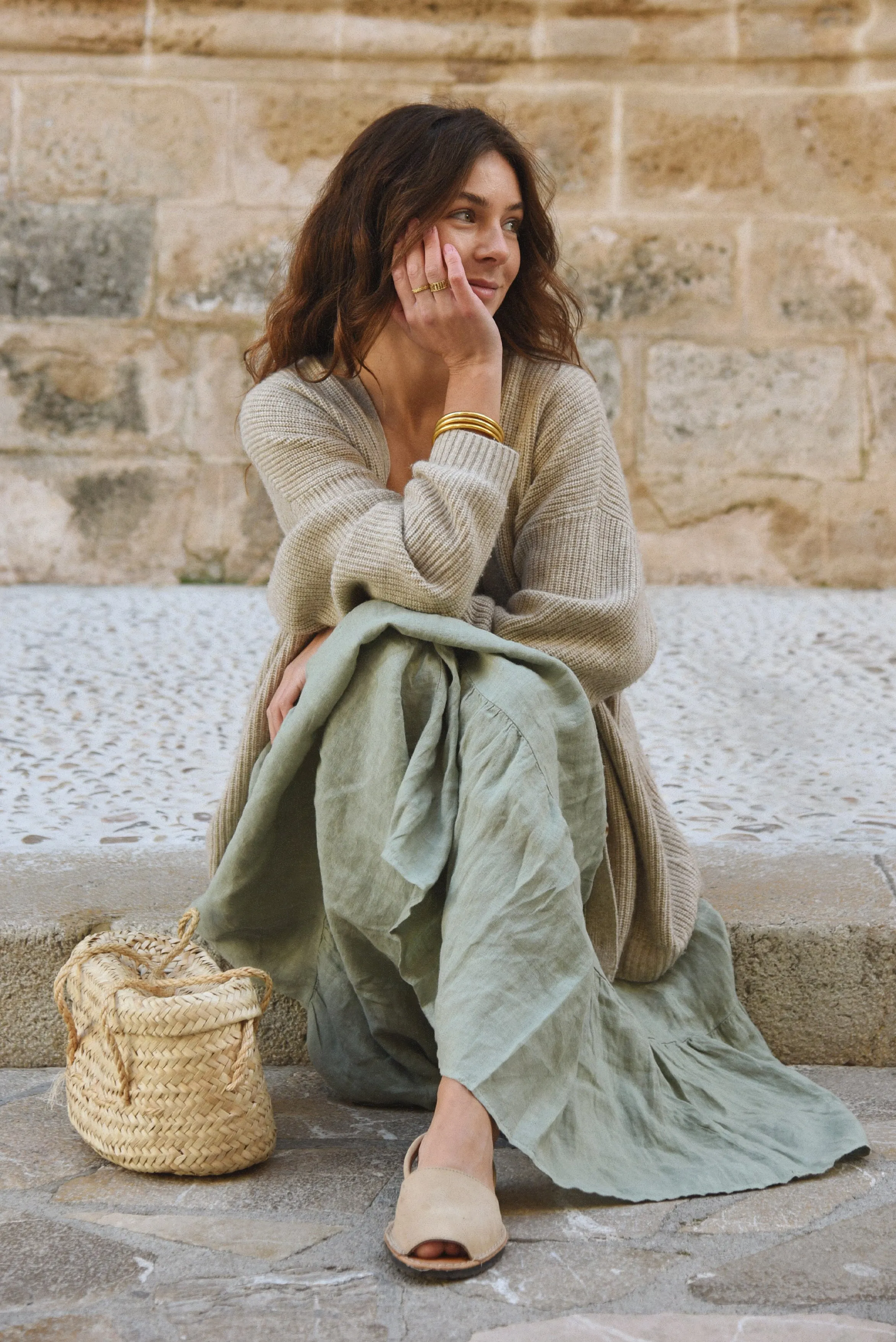 The Cashmere Muma Cardigan // Oatmeal