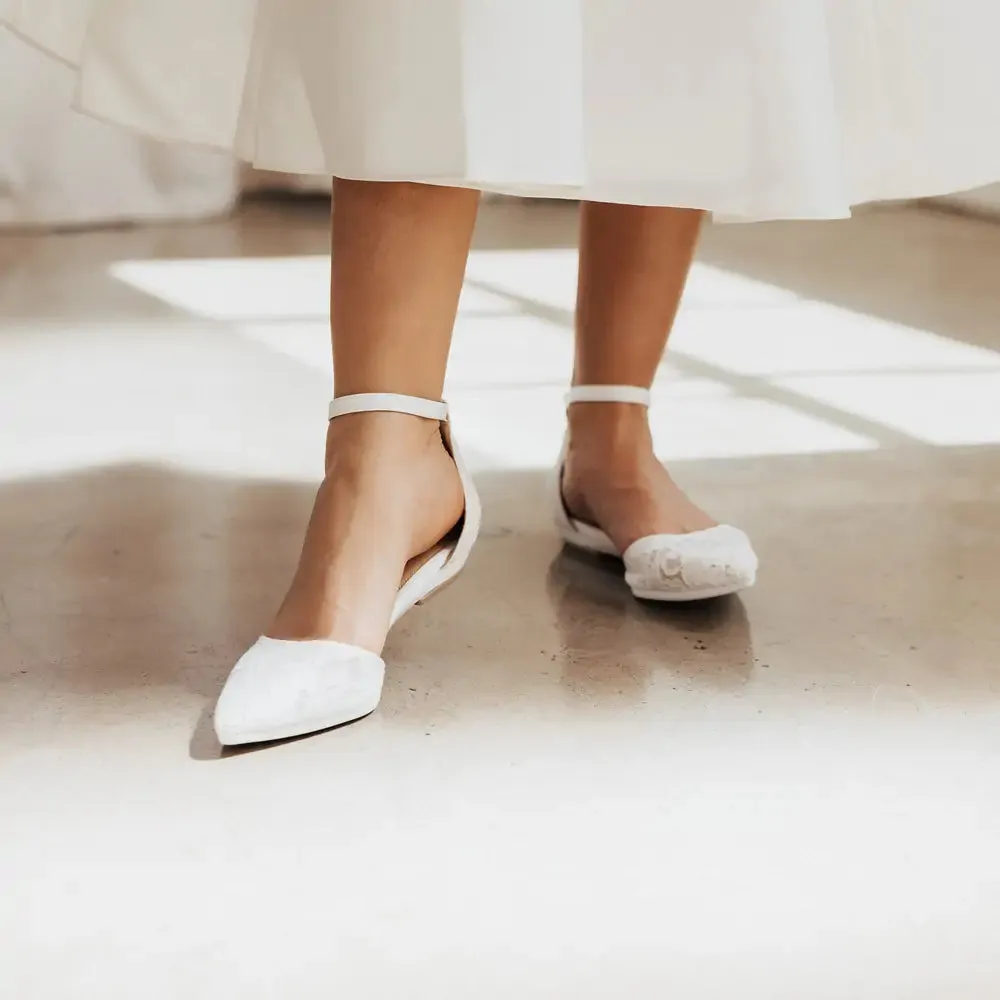 Elegant DOrsay White Satin Lace Stiletto Heel Kit - Size 4