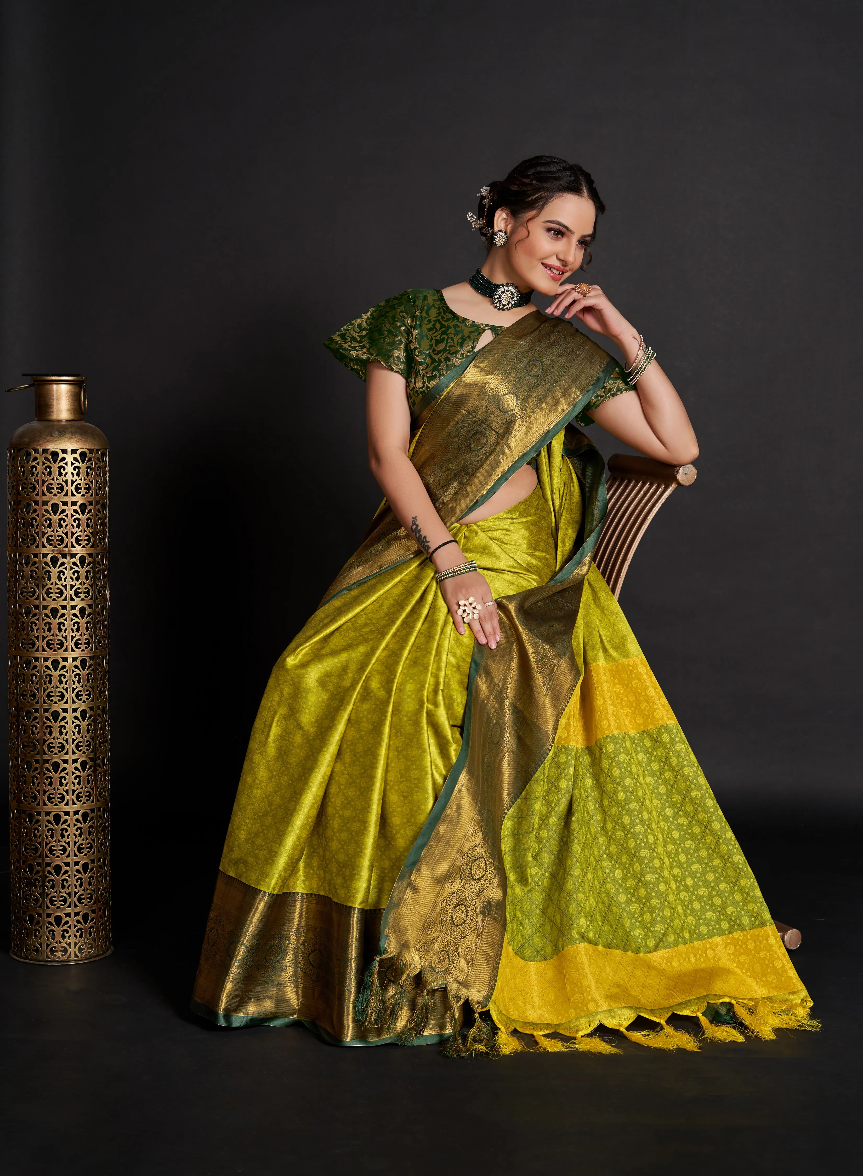 Women Party Wear Weaving Soft Silk Yellow & Green colour Saree with Un-Stitched Blouse